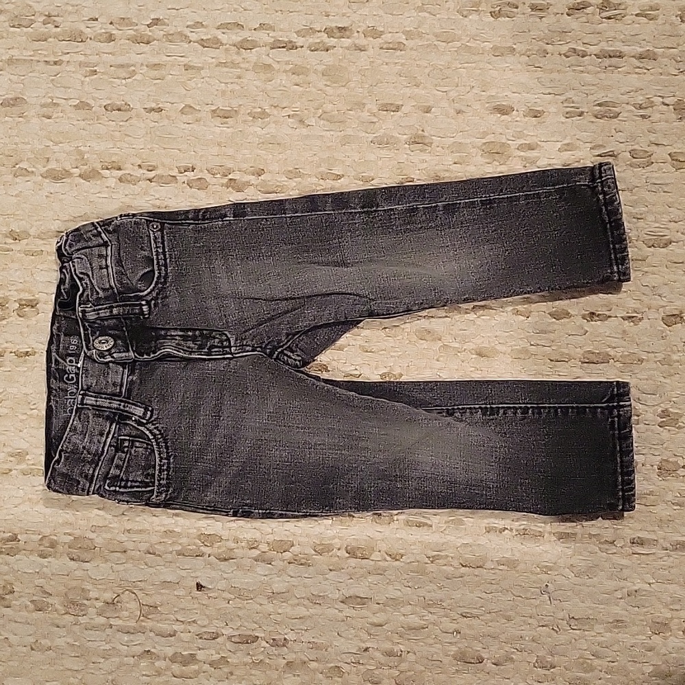 Black toddler GAP skinny jeans size 18-24 month